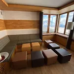 Wallackhaus Regiojet מלון היליגנבלוט