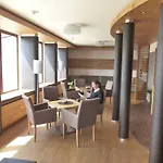 Wallackhaus Regiojet היליגנבלוט