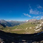 Wallackhaus Regiojet מלון היליגנבלוט