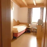 Otel Wallackhaus Regiojet