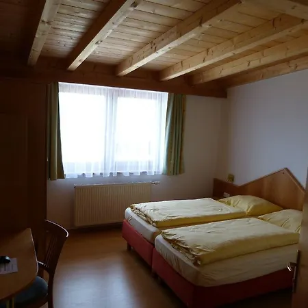 ホテル Wallackhaus Regiojet ハイリゲンブルート