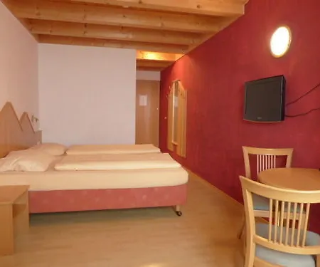Wallackhaus Regiojet Хайлигенблут