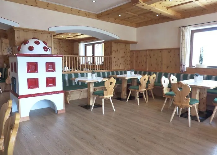 Wallackhaus Regiojet Hotel 3*